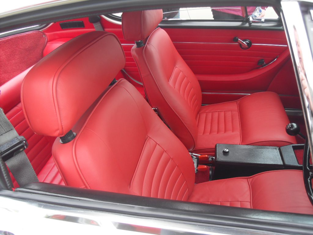 Volvo P1800 red interior